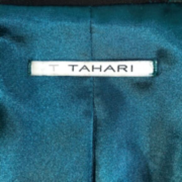 T Tahari Black 3 Button Blazer - Picture 2 of 5